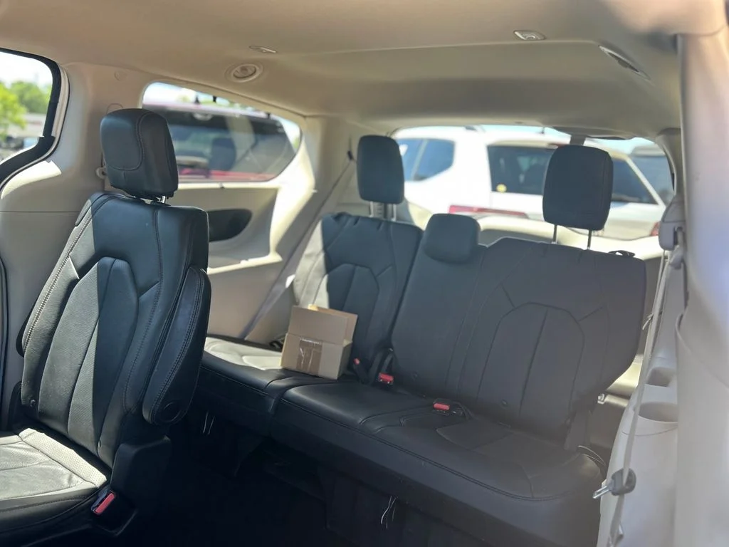 Used 2020 White Chrysler Touring L Plus image 27