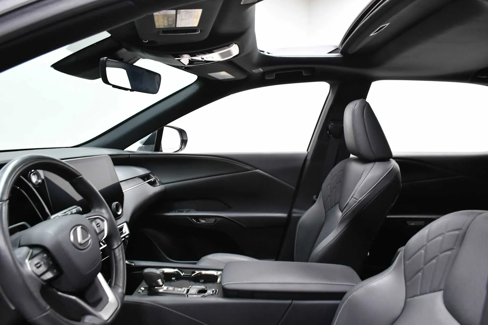 Certified Used 2024 IRIDIUM Lexus Premium image 13