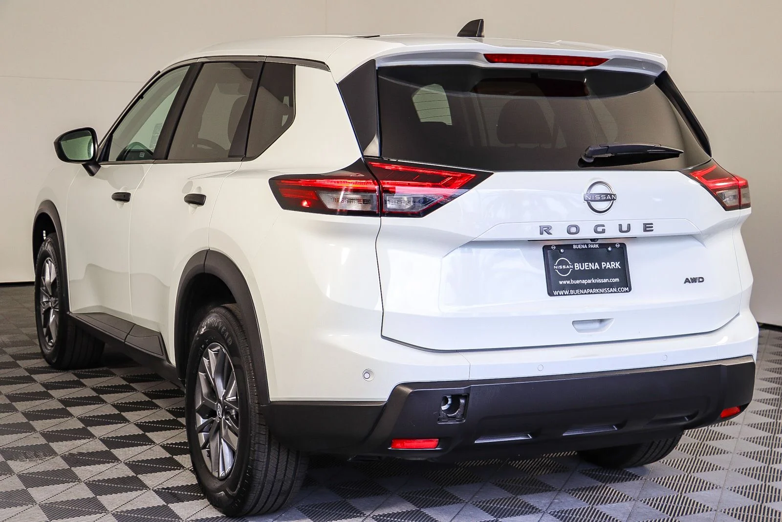 Used 2024 White Nissan S image 6