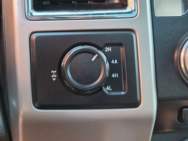 Used 2015  Ford King Ranch image 21