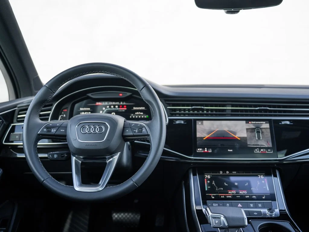 Used 2025 White Audi  image 23