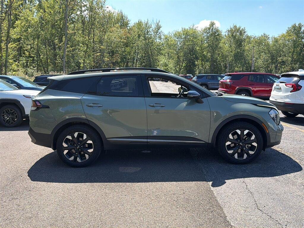 Used 2023 Jungle Green Kia X-Line image 8