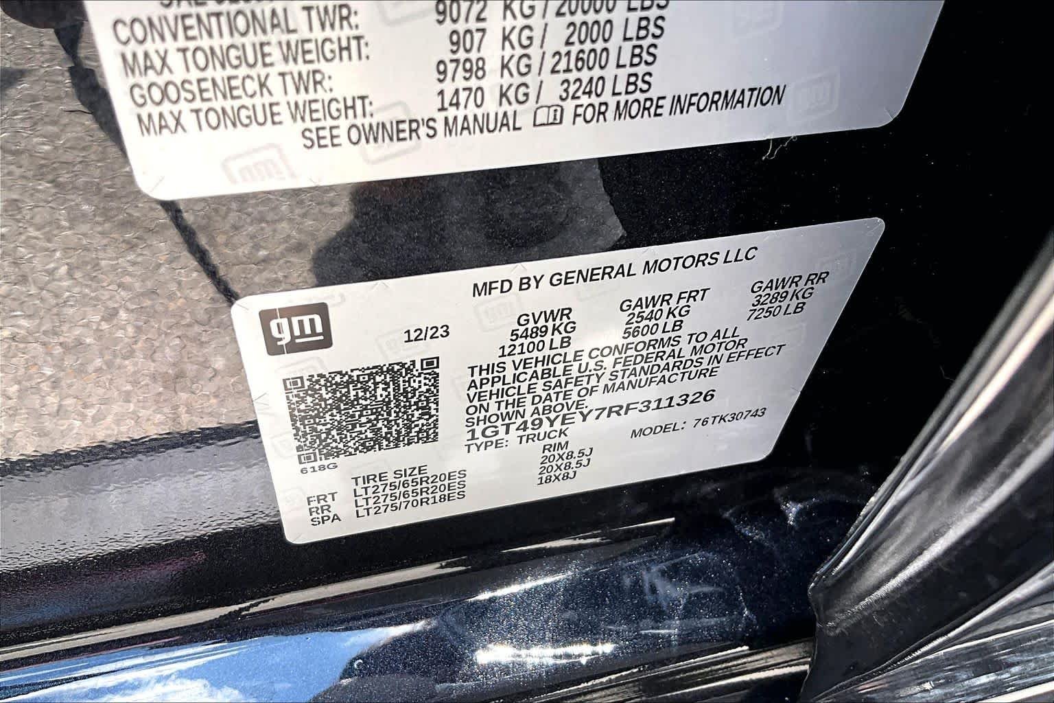 Used 2024 Titanium Rush Metallic GMC Denali Ultimate image 35