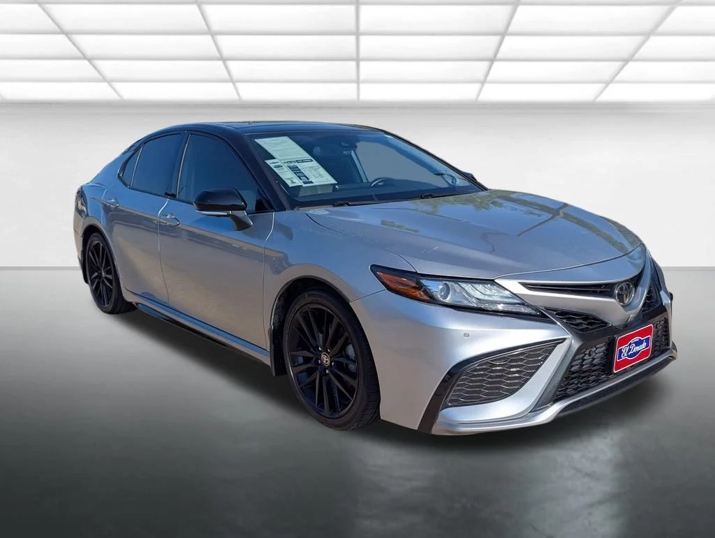 Used 2022 Silver Toyota XSE V6 image 1