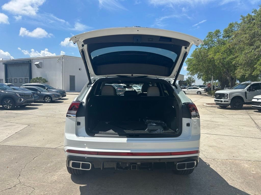 New 2026 White/off-white Volkswagen 2.0T SEL Premium R-Line image 43