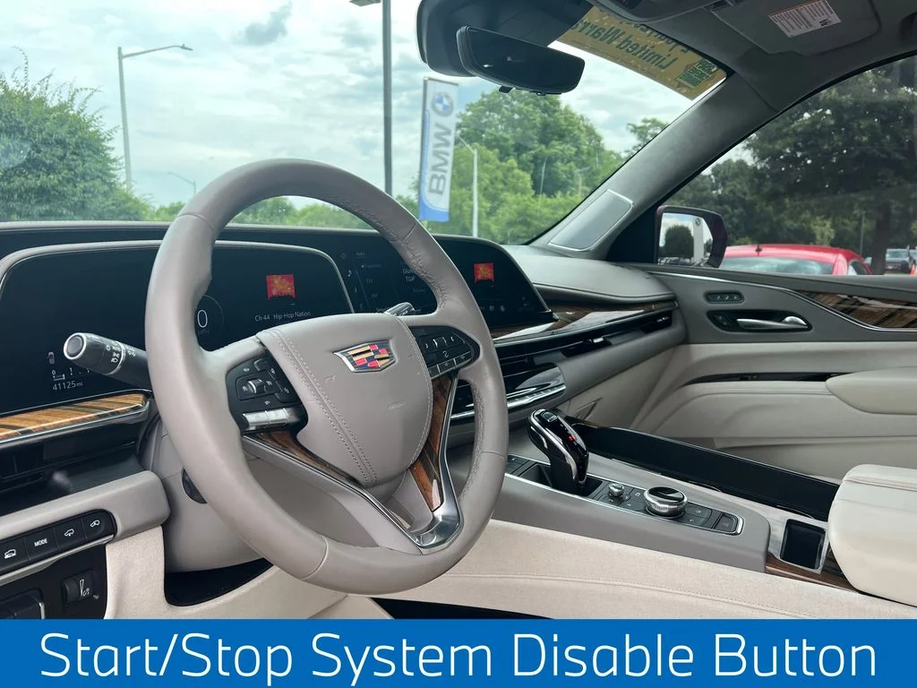 Used 2022 Red Cadillac Sport Platinum image 14