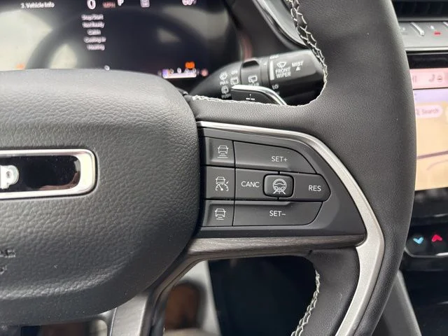 Used 2026 Gray Jeep Altitude image 31