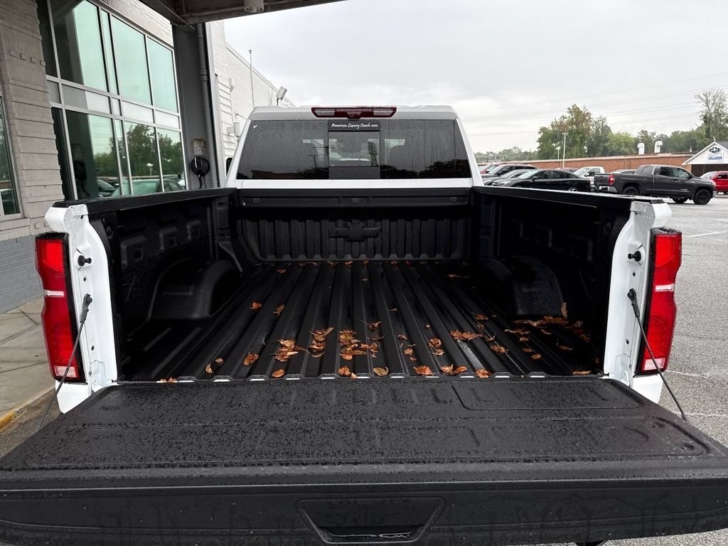 New 2025 Summit White Chevrolet LTZ image 26