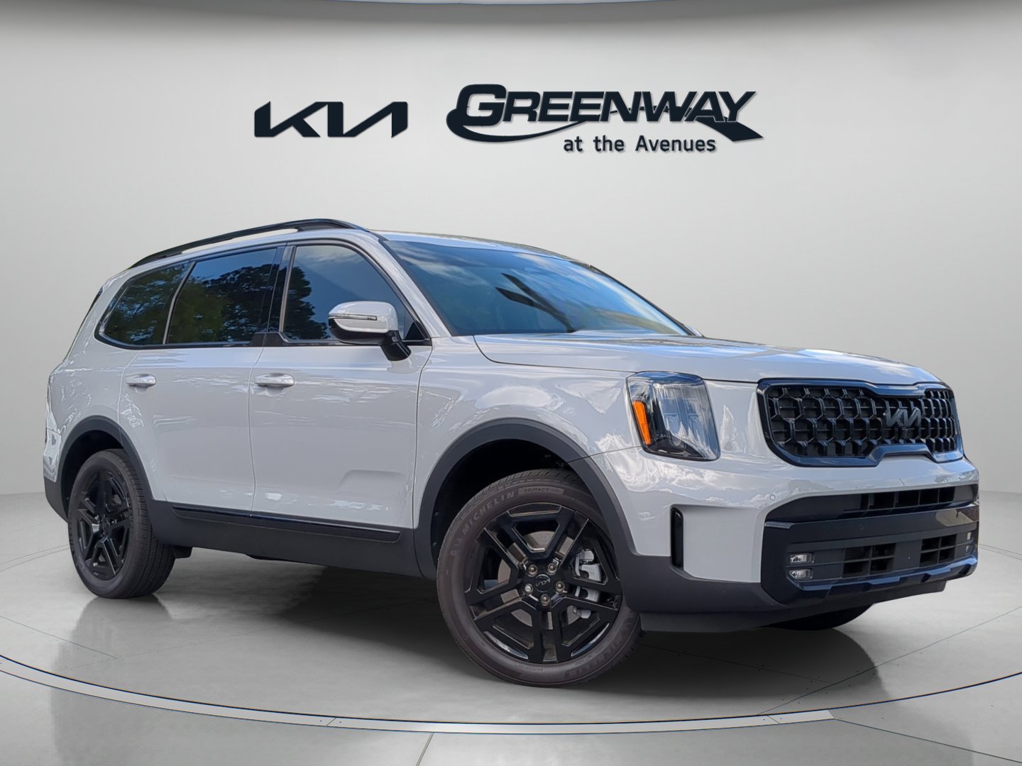 New 2025 Wolf Gray Kia SX X-Line image 1
