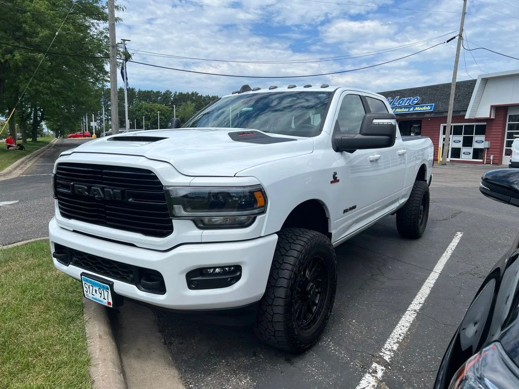 Used 2023 White Ram Laramie image 2