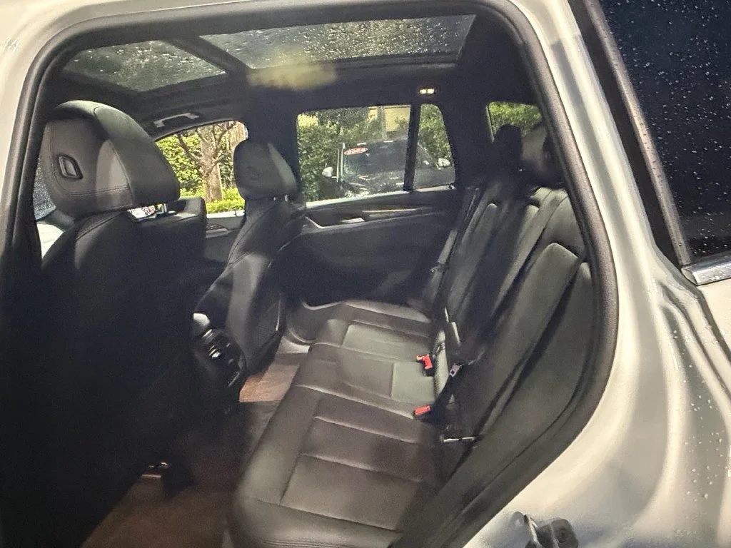 Used 2021 White BMW xDrive30i image 12
