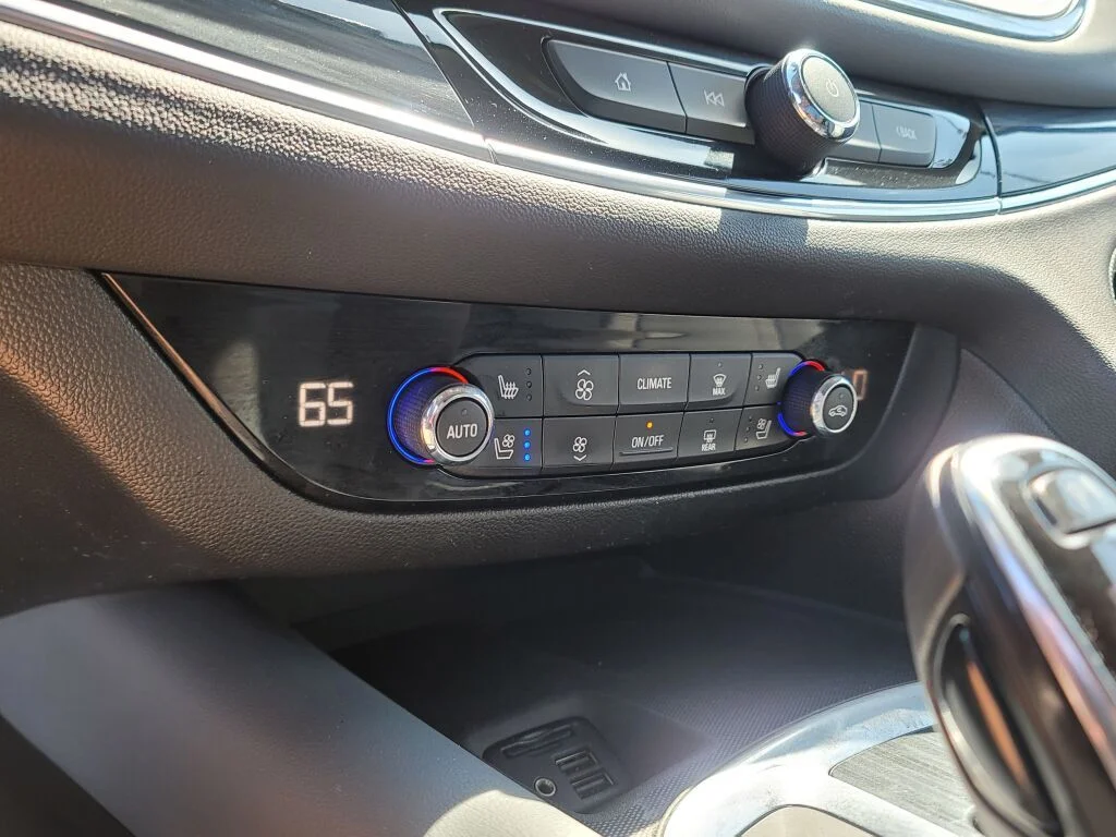 2020 Buick Enclave Premium - Photo 28
