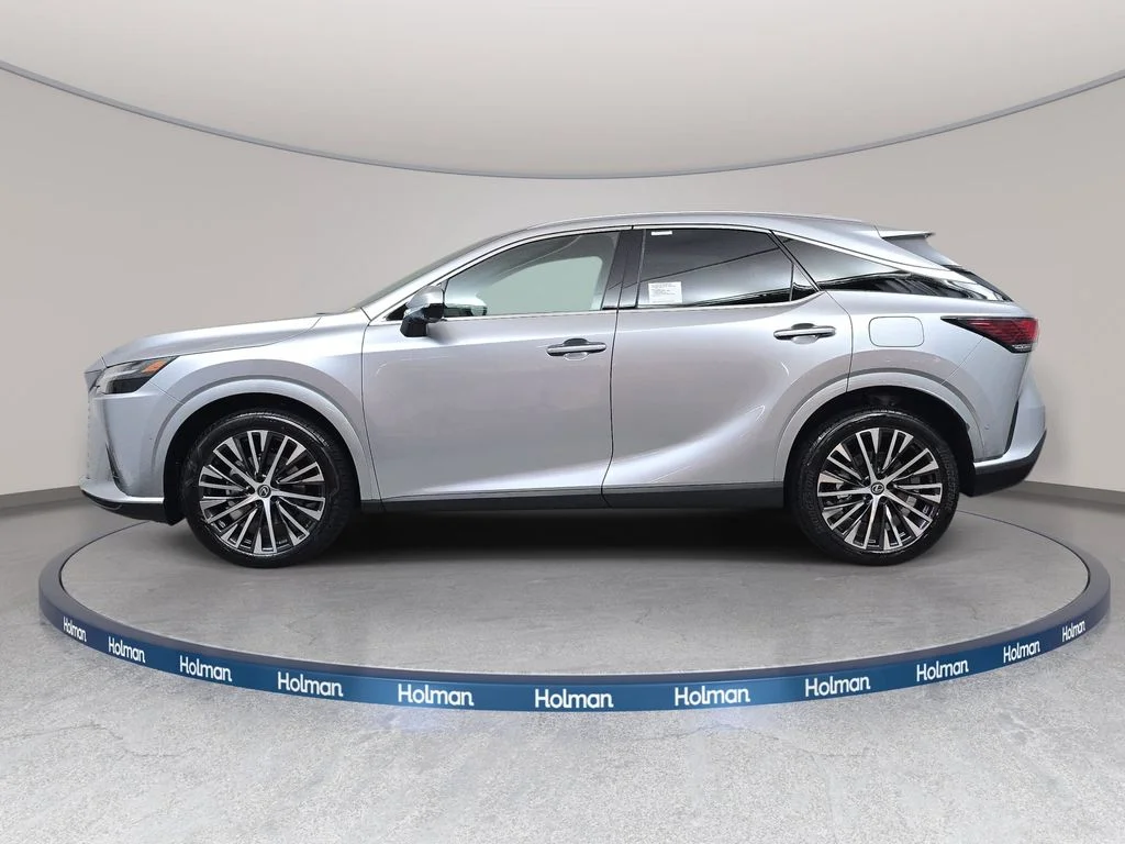 New 2026 Iridium Lexus PREMIUM PLUS image 8