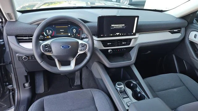 New 2026 Carbonized Gray Metallic Ford Active RWD image 26