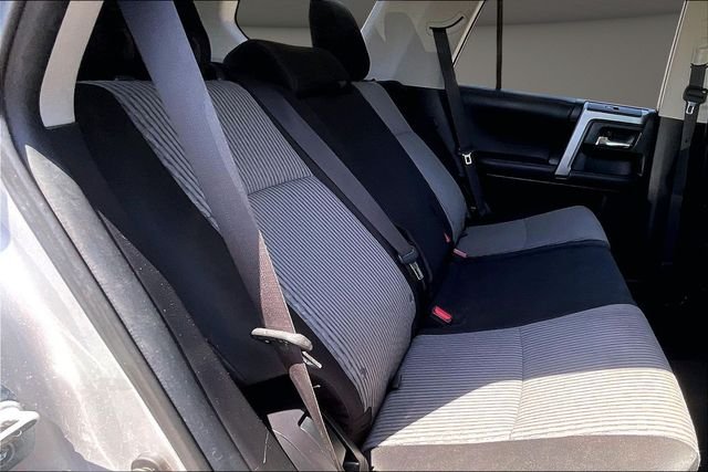 Used 2020 Silver Toyota SR5 image 24