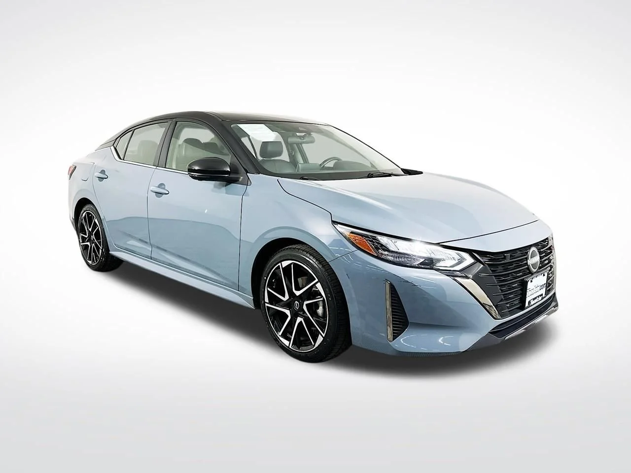 2024 Nissan Sentra SR CVT's photo