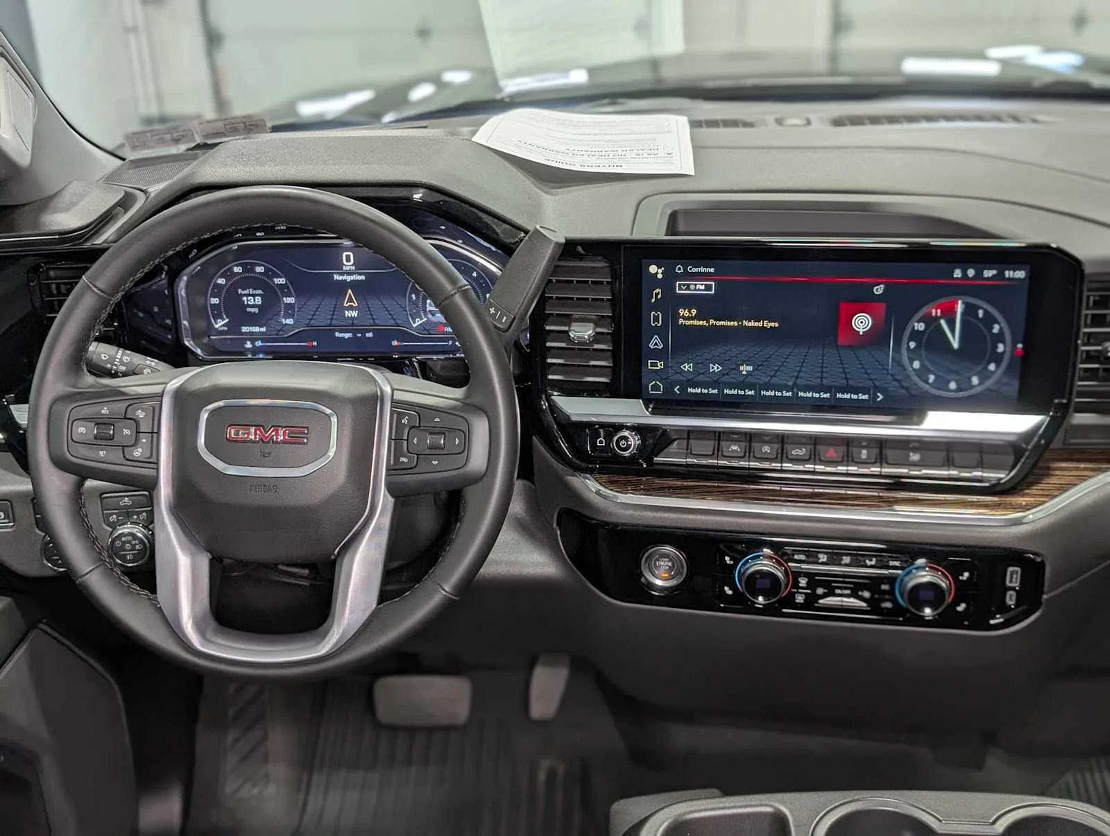 Used 2024 Onyx Black GMC Elevation image 5