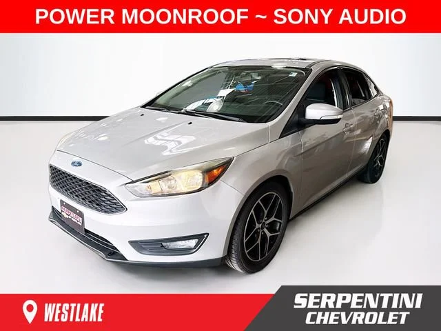 2018 Ford Focus Sedan SEL's photo