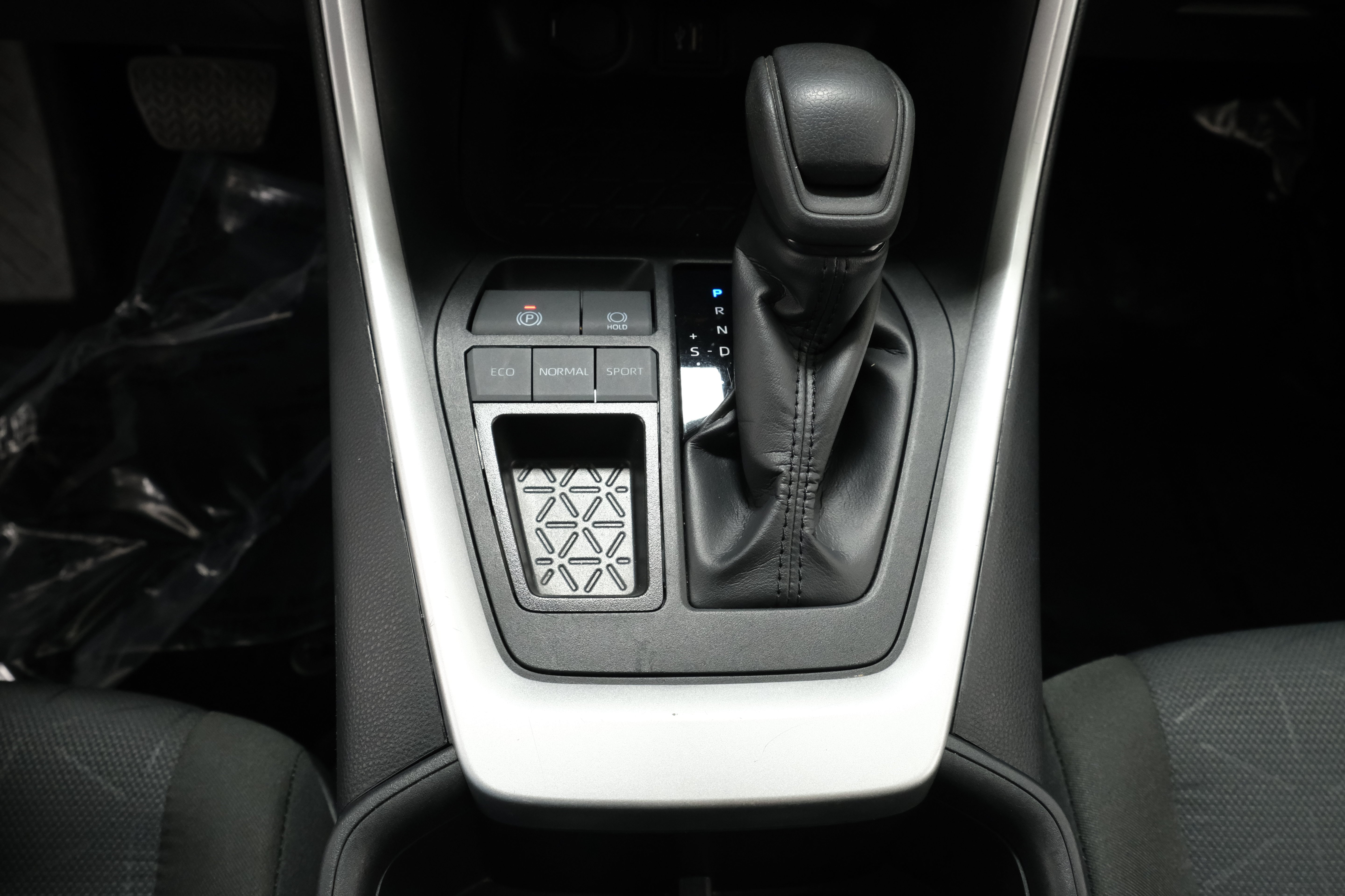 Certified Used 2025 Ice Cap Toyota XLE image 23