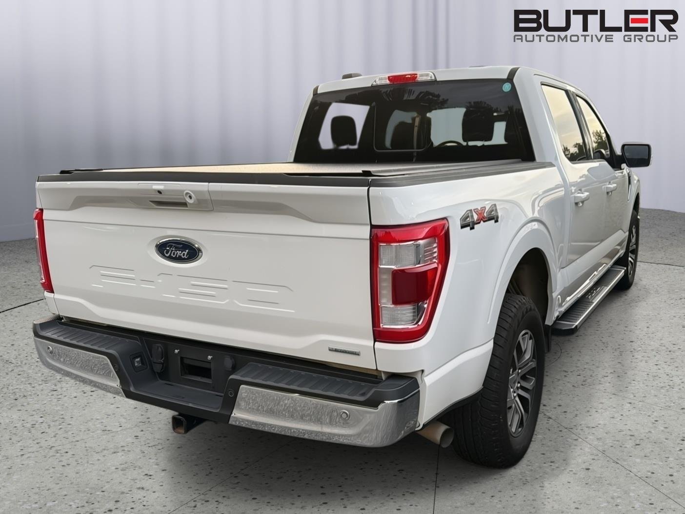 Used 2022 Oxford White Ford Lariat image 8