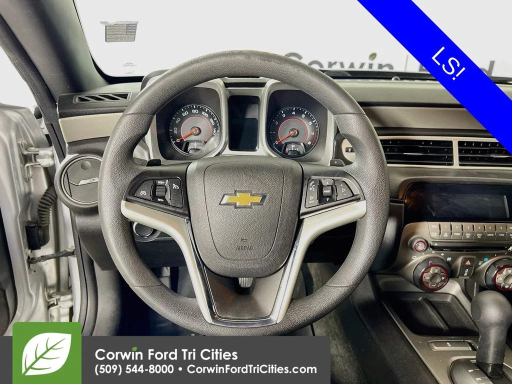 Used 2014 Silver Ice Metallic Chevrolet 2LS image 22