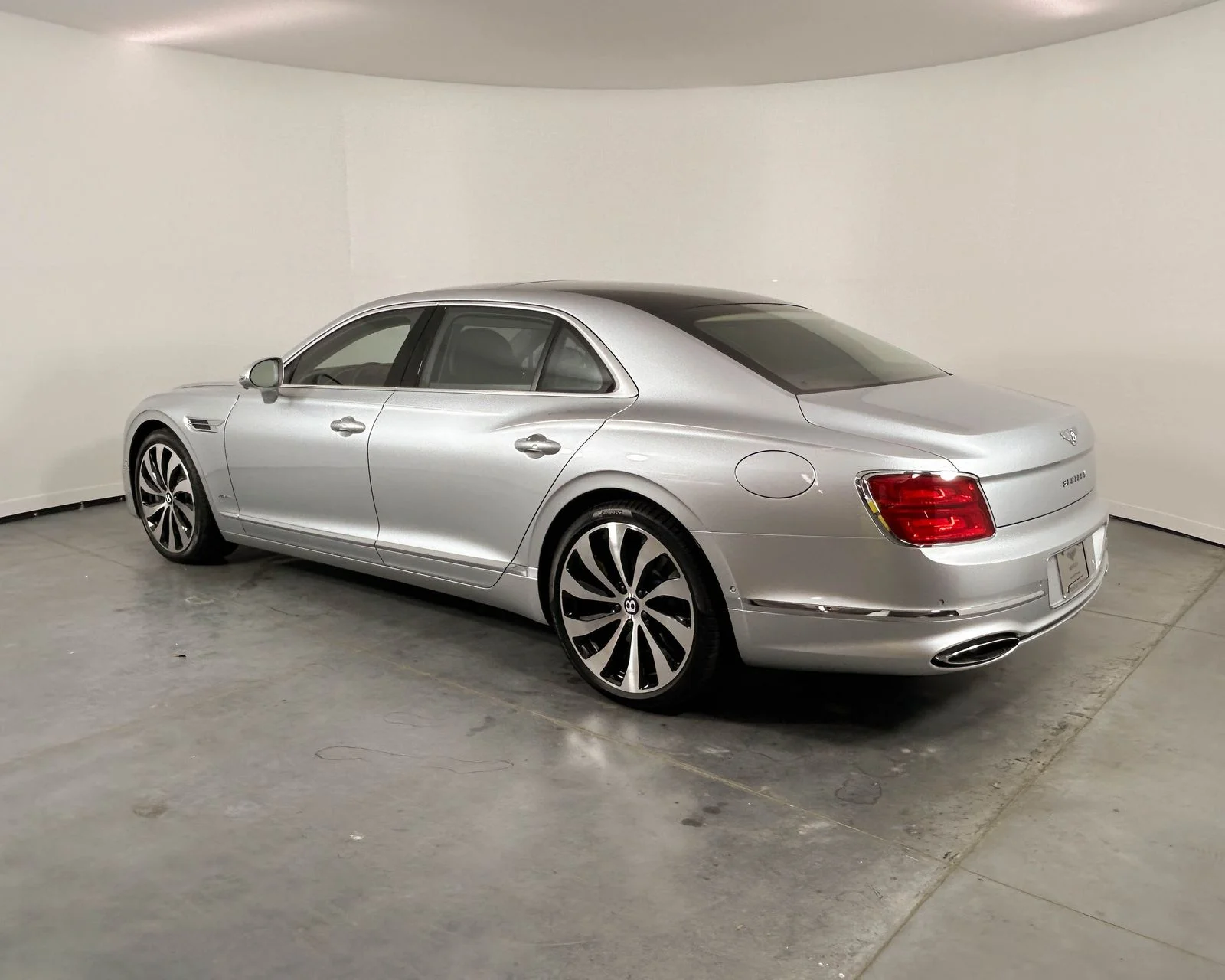 New 2026  Bentley Azure image 3