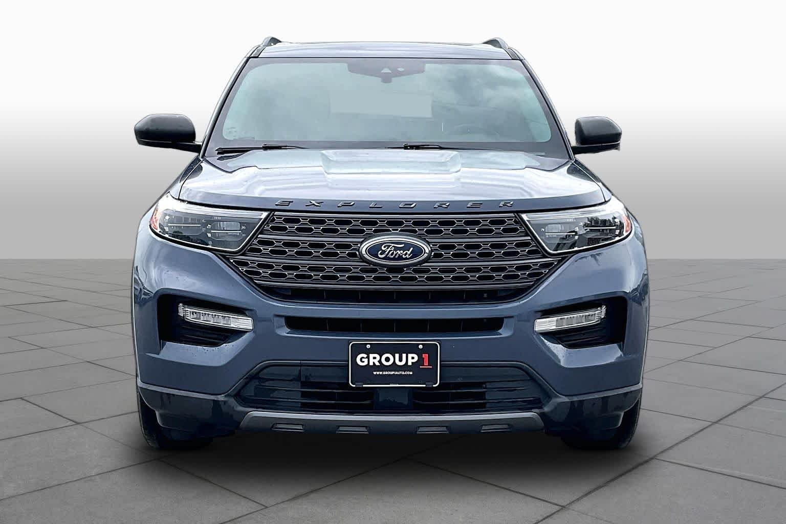 Used 2021 Infinite Blue Metallic Tinted Clearcoat Ford XLT image 4