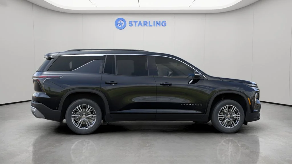 2027 Chevrolet Traverse LT - Photo 4