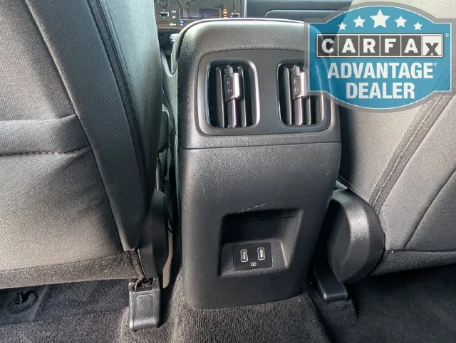Used 2024 White Hyundai SEL image 27
