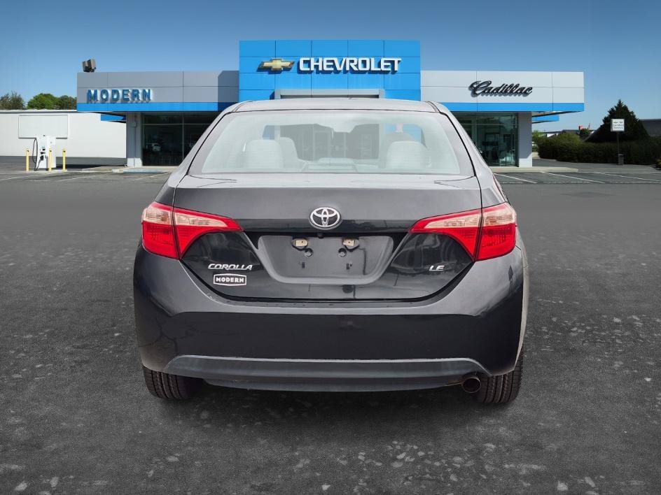 Used 2018  Toyota L image 4