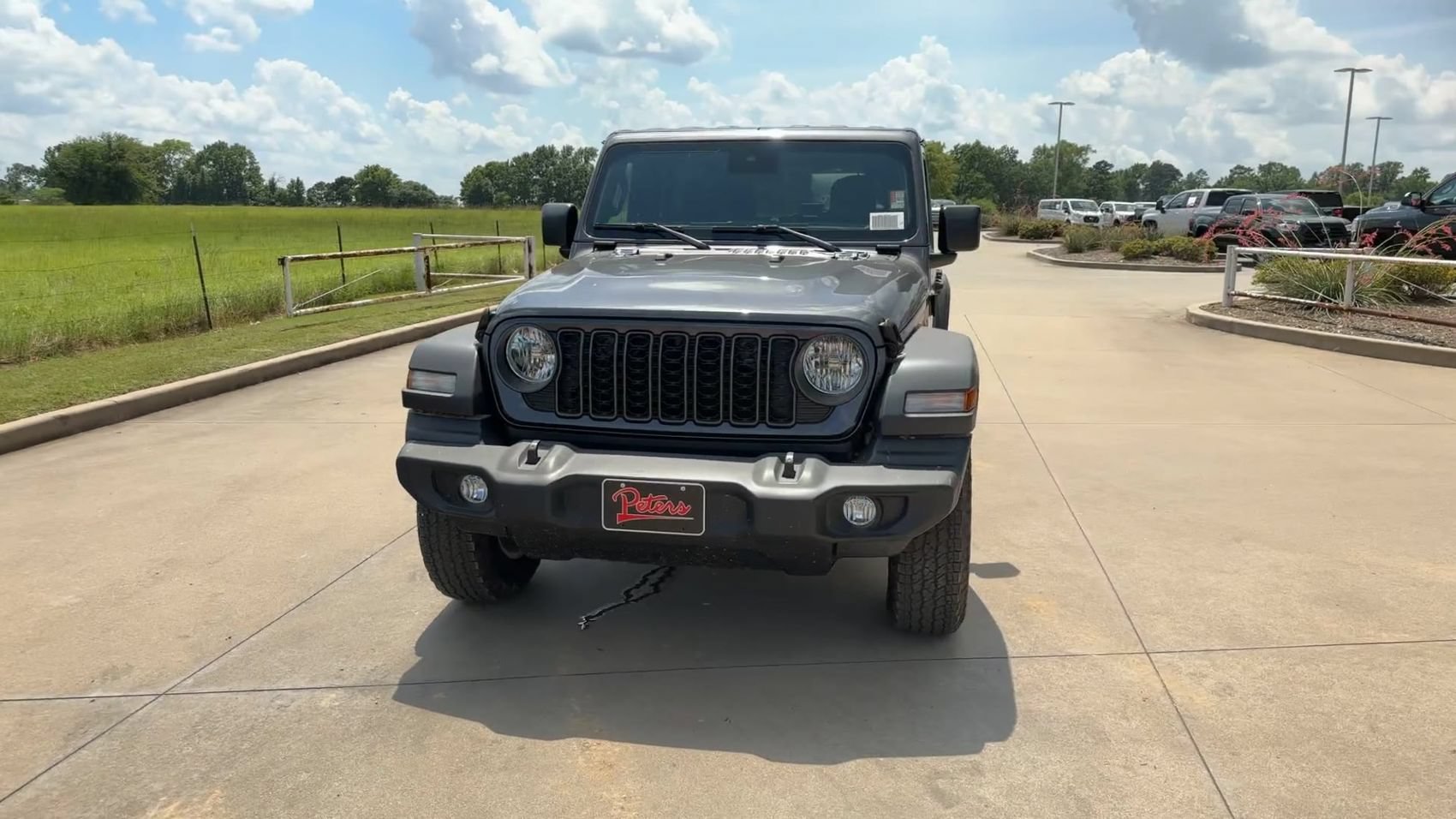 New 2024 Granite Crystal Metallic Clearcoat Jeep Sport S image 3