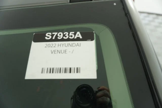 Used 2022 Gray Hyundai SE image 38