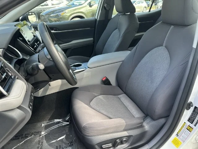 2024 Toyota Camry LE - Photo 11