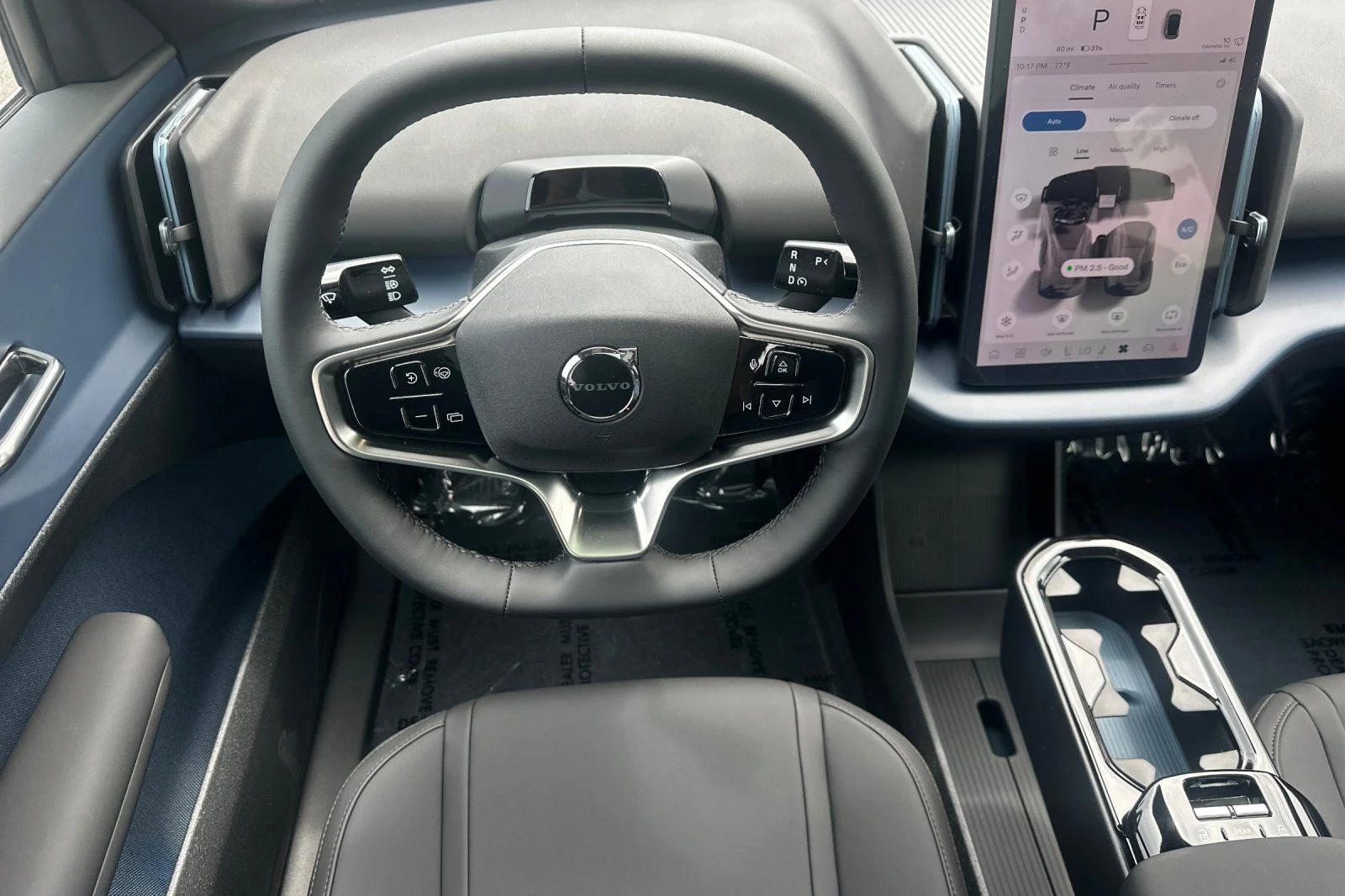 New 2026 Crystal White Volvo Plus image 13