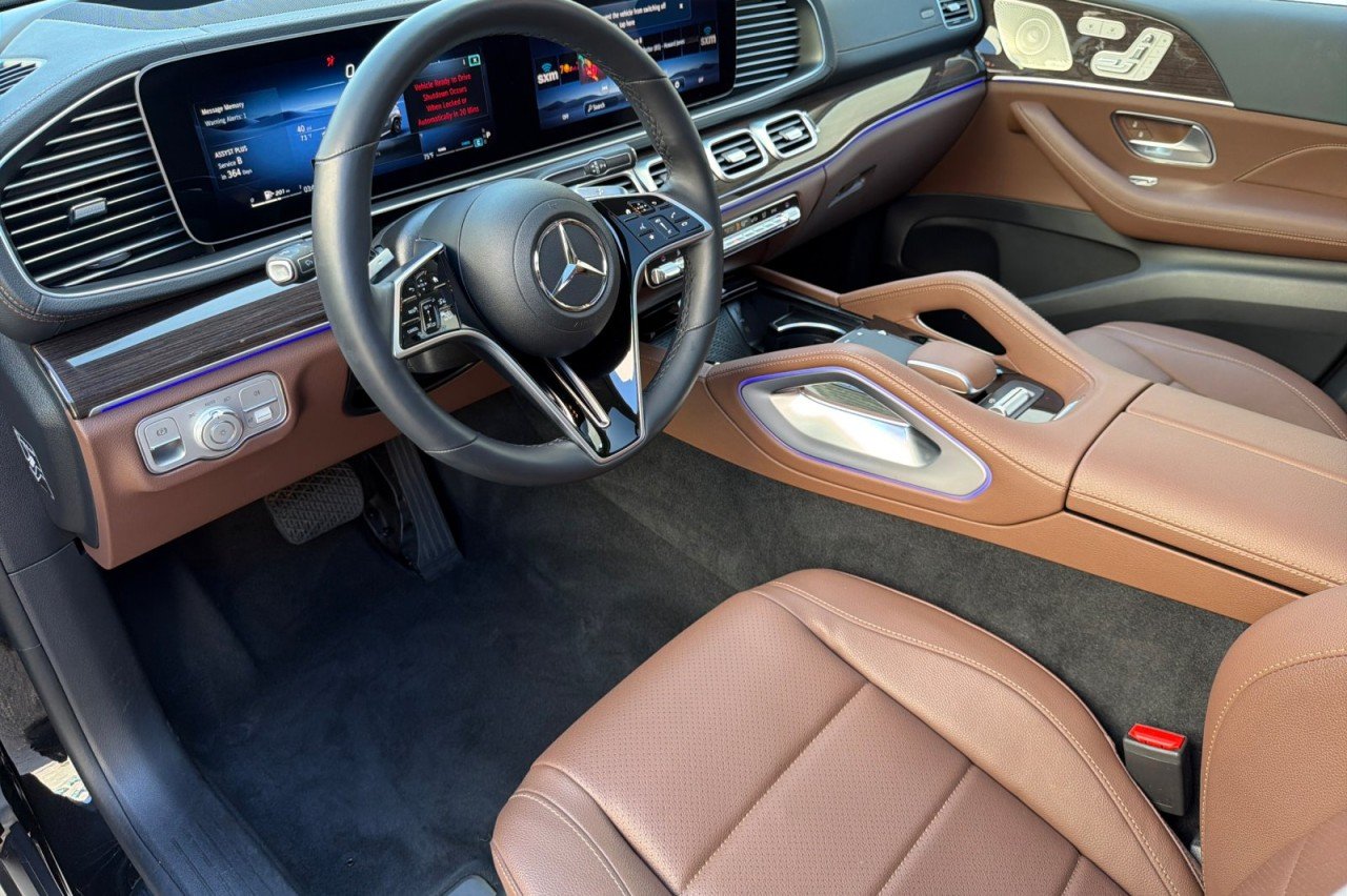 Used 2026 OBSIDIAN BLACK METAL Mercedes-Benz GLS 450 image 9