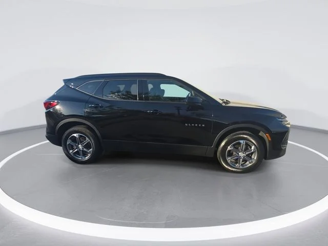 Used 2024 Black Chevrolet LT image 9