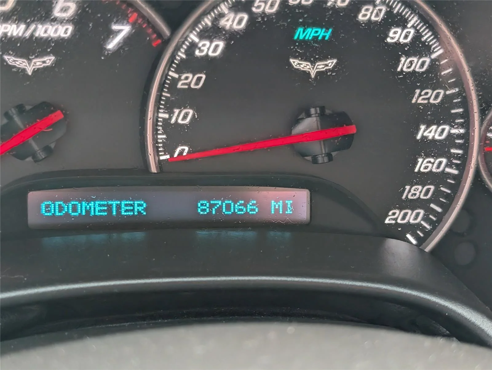 Used 2009 VICTORY RED Chevrolet w/1LT image 20
