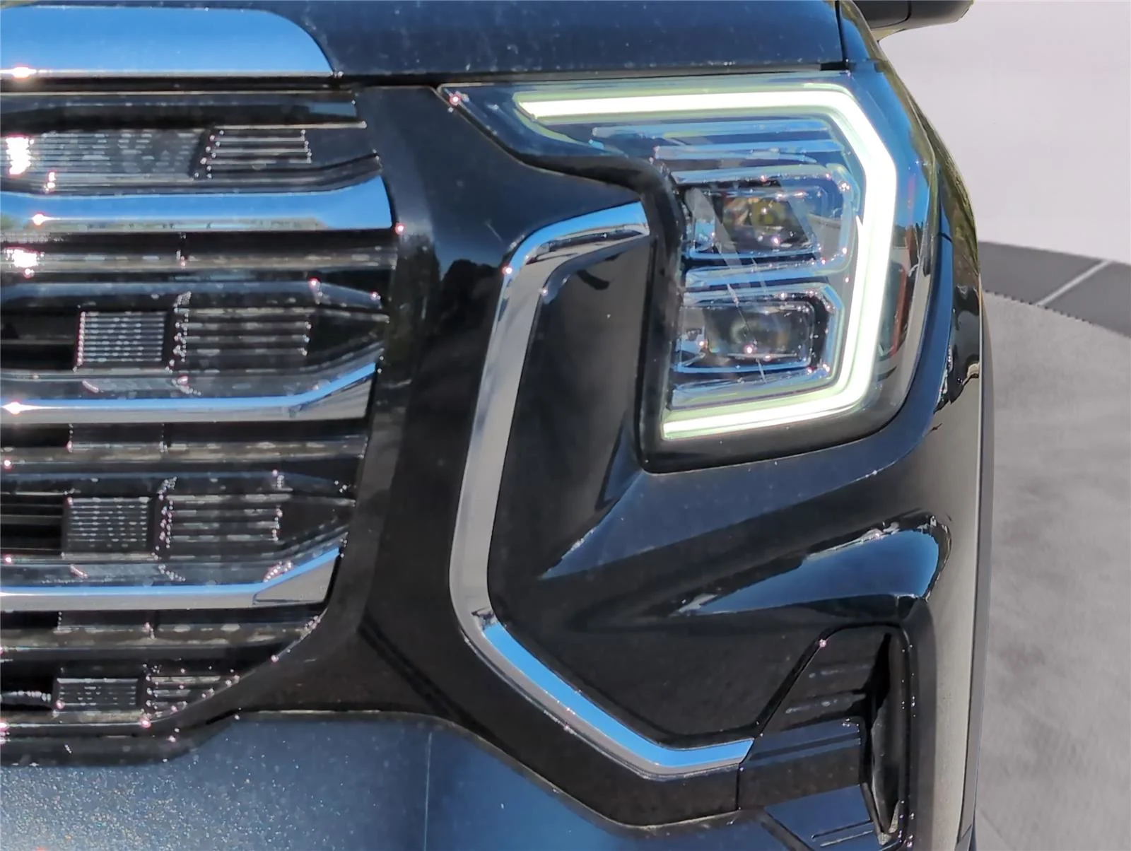 New 2026 Ebony Twilight Metallic GMC Elevation image 29
