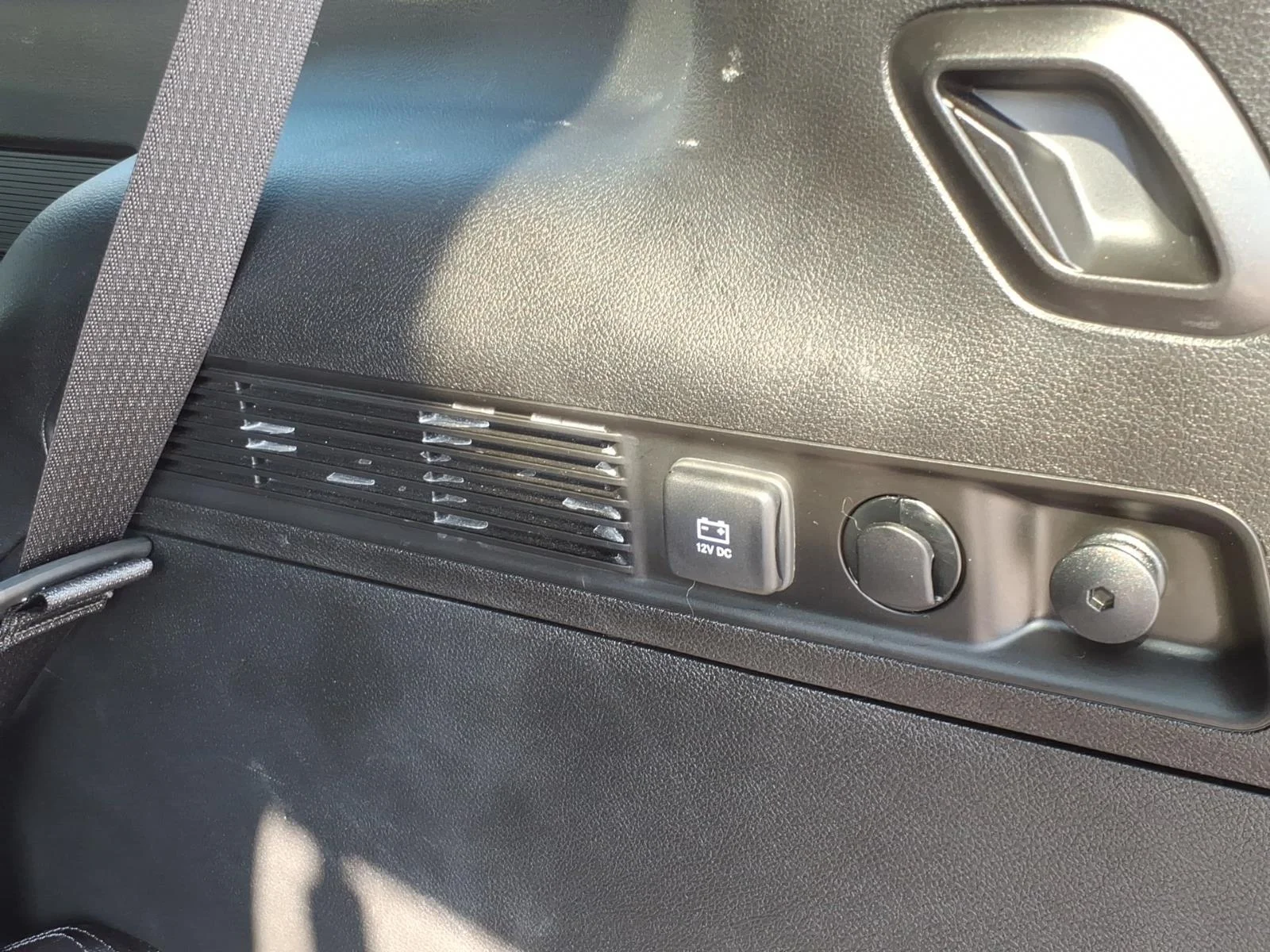 Used 2023 Silver Zynith Jeep Series II image 31