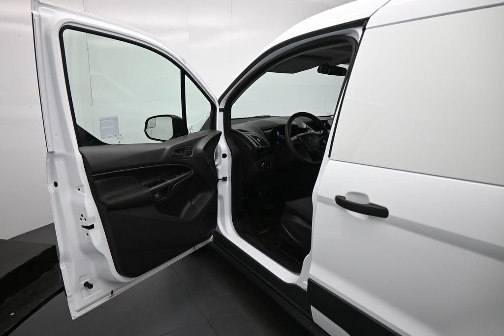 Used 2015 White Ford XL image 8