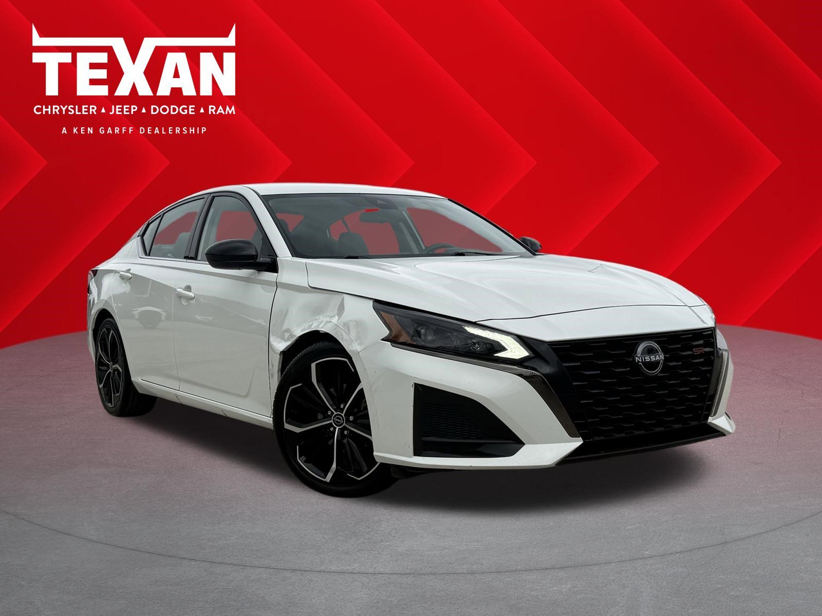 2023 Nissan Altima SR