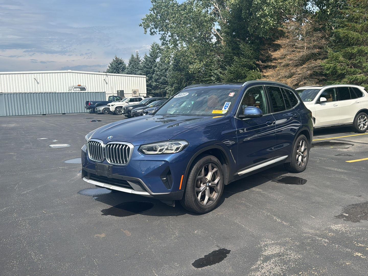 Used 2023 Phytonic Blue Metallic BMW xDrive30i image 7