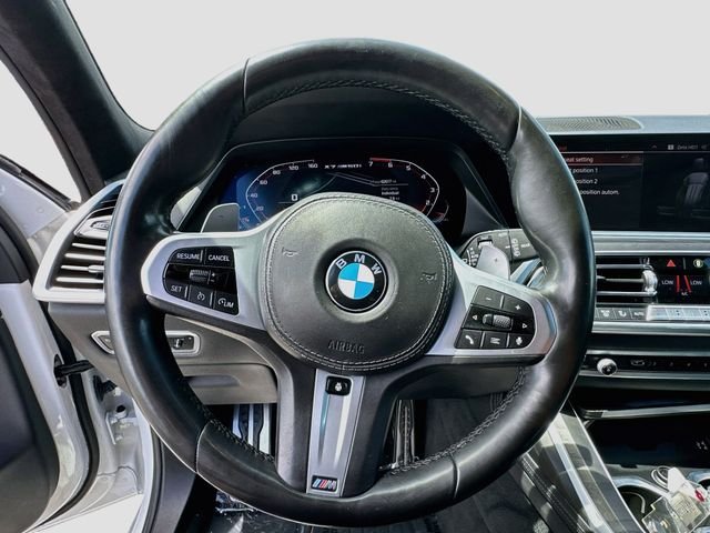 Used 2020 White BMW M50i image 11