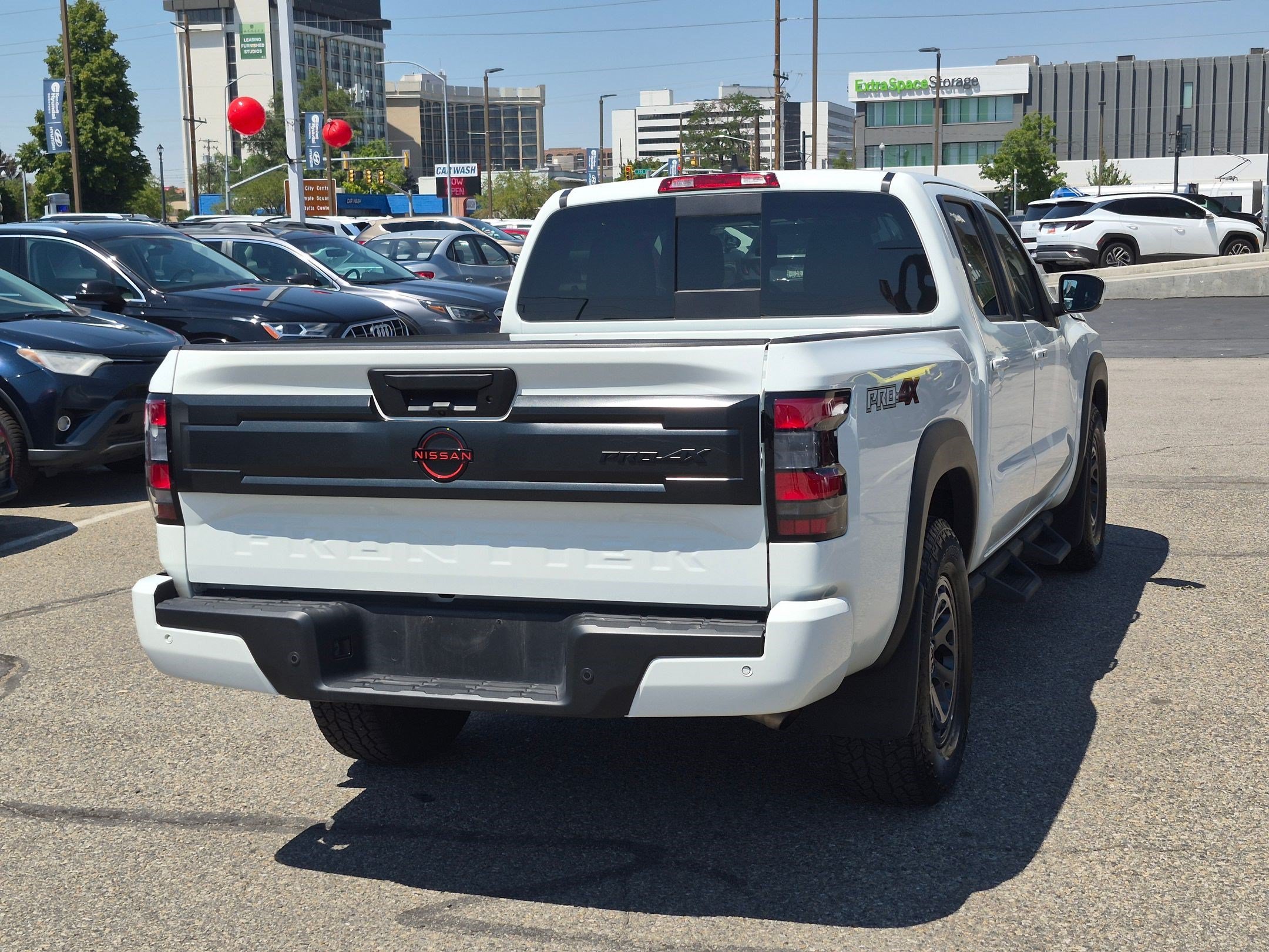 Used 2025 Glacier White Nissan PRO-4X image 4