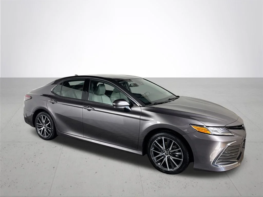 Used 2023 Gray Toyota XLE image 4