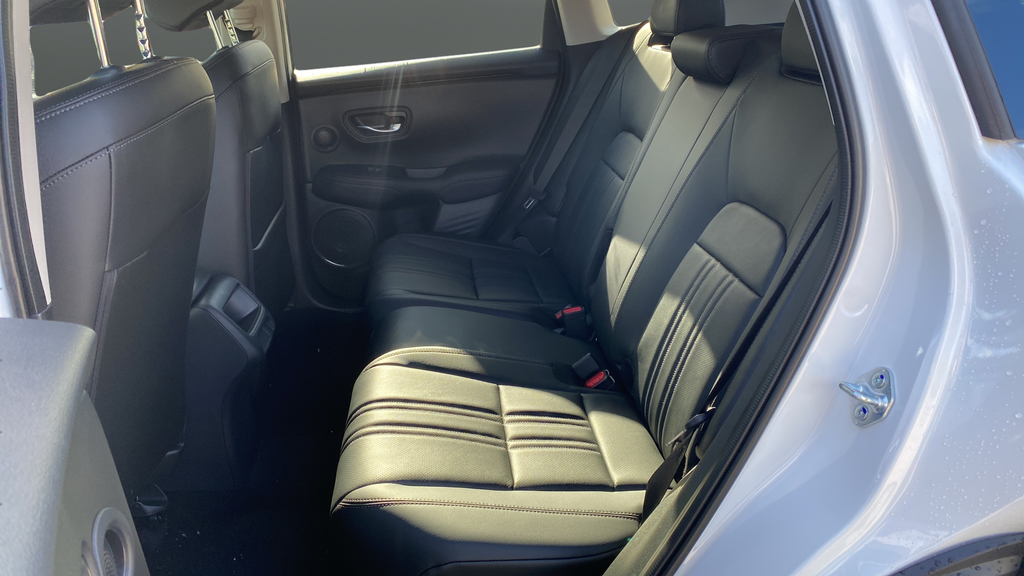 New 2027 Platinum White Pearl Honda EX-L image 22