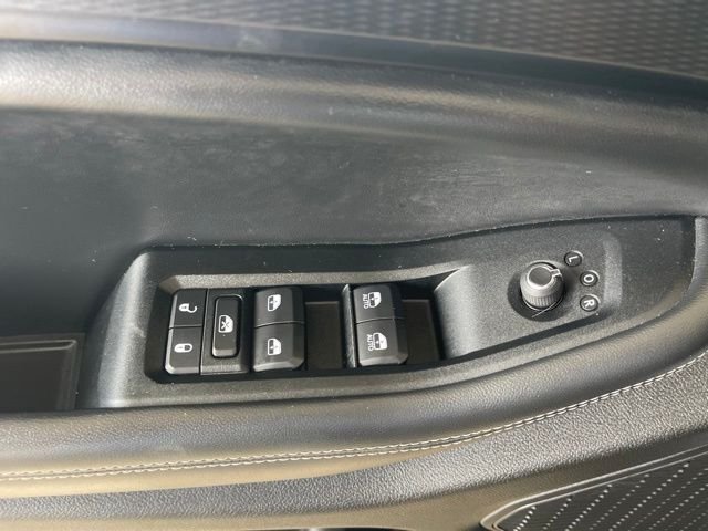 Used 2023 Black Jeep Laredo image 14