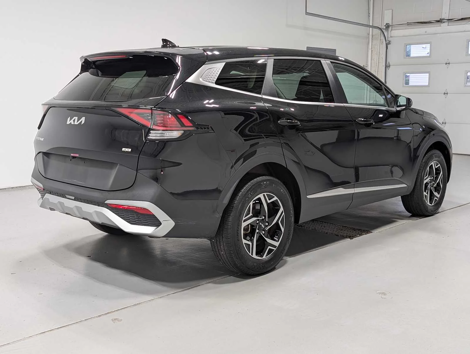 Used 2025 Ebony Black Kia LX image 8