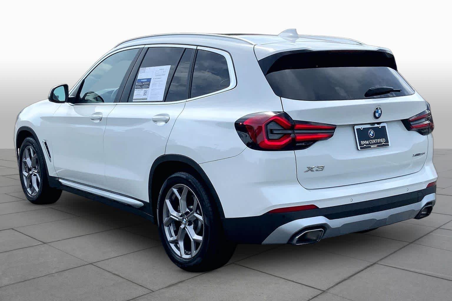 Used 2024 Alpine White BMW xDrive30i image 11
