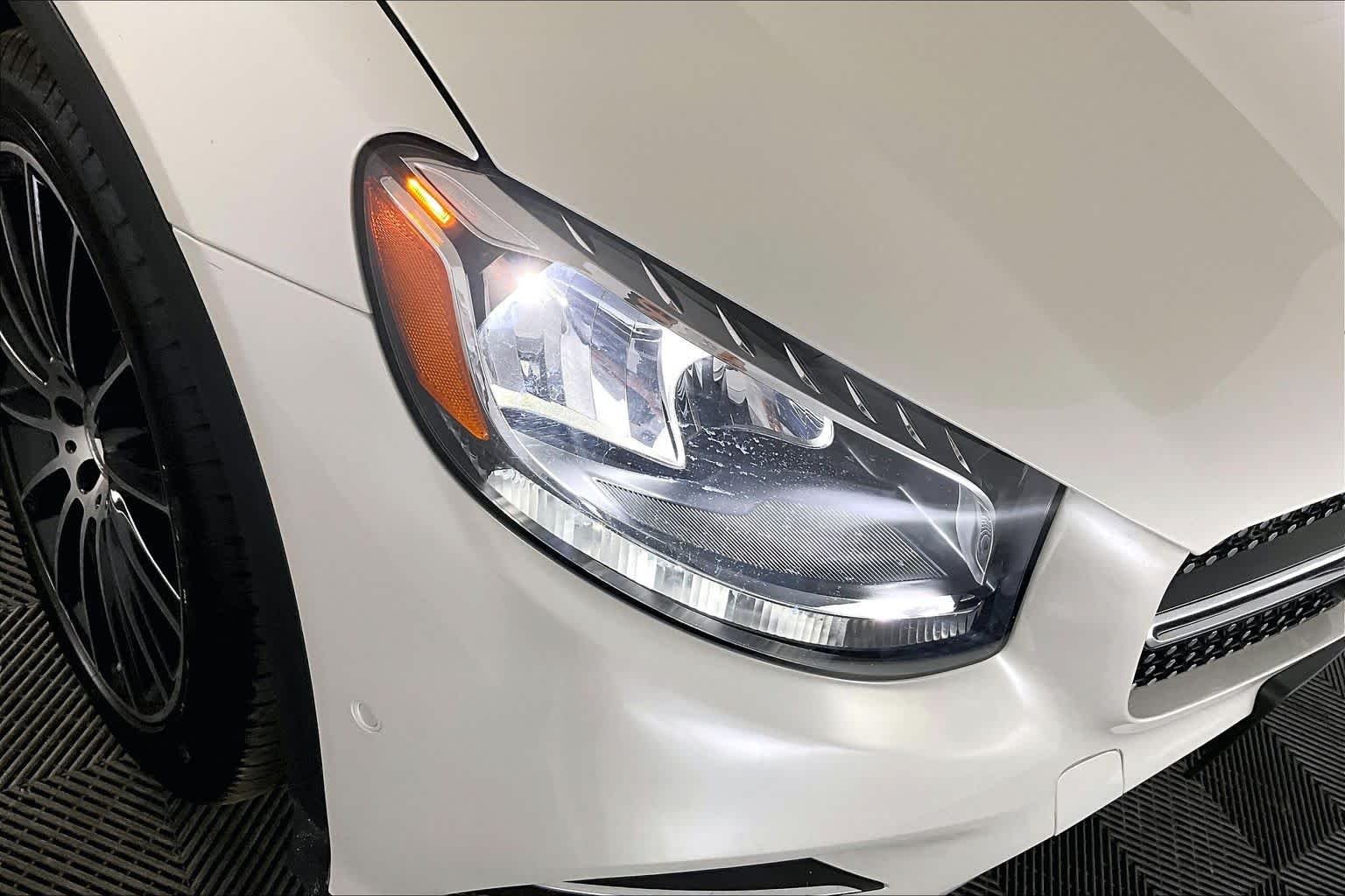 Used 2017 designo Diamond White Metallic Mercedes-Benz AMG® GLC 43 image 27